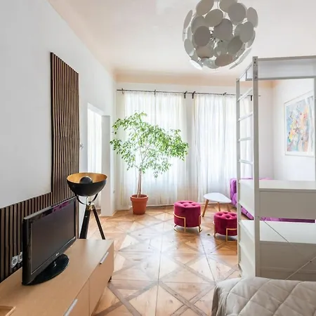 Prime Location Modern Flat In Centre Apartamento *