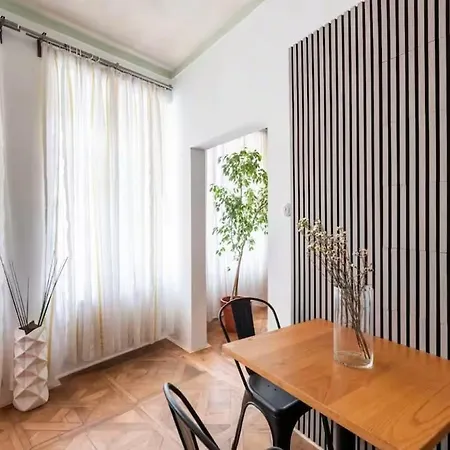 Prime Location Modern Flat In Centre 1 Διαμέρισμα